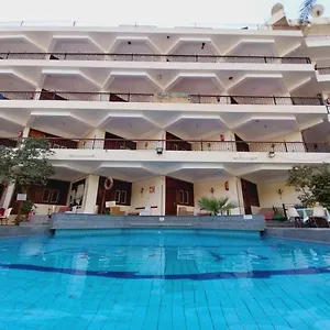 Camping Rezeiky & Camp, Luxor